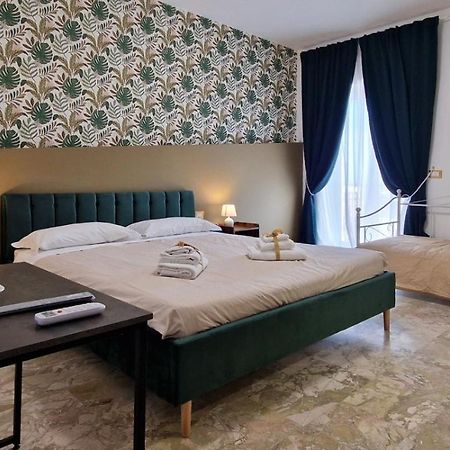 カターニア Panoramico Bed & Breakfast エクステリア 写真